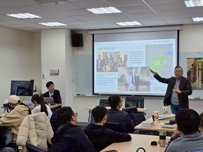 松尾健司特別研究員〈二十世紀初新疆南部的阿富汗臣民界定、記錄與爭論�圖片