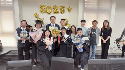 113學年度歷史所小畢業典禮02圖片